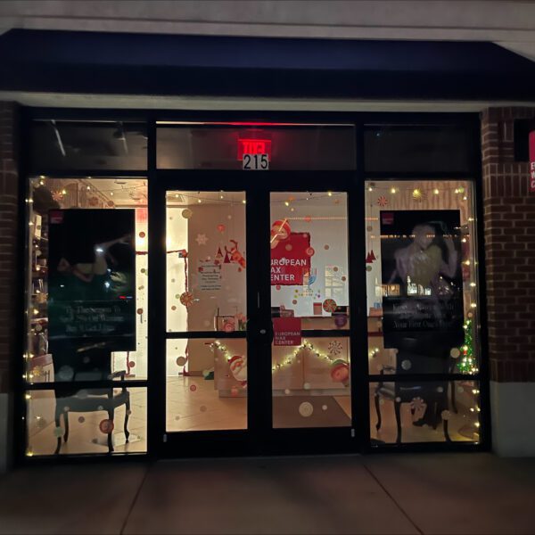 Window Decorating Contest Love Flemington